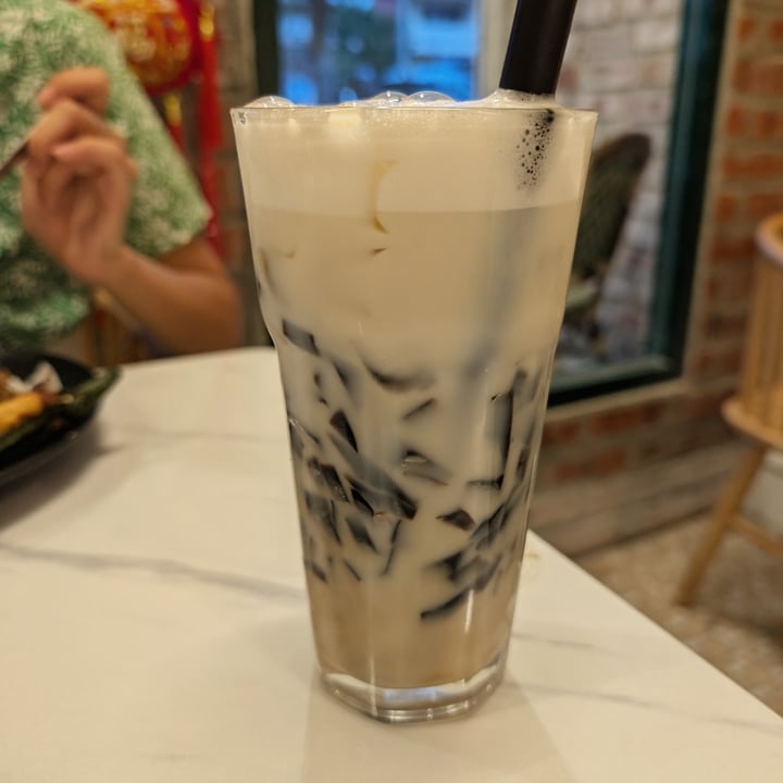 photo of Clean Eating Grocer (Wholesale Organic Food) Soya Cincau shared by @stevenneoh on  08 Oct 2025 - review