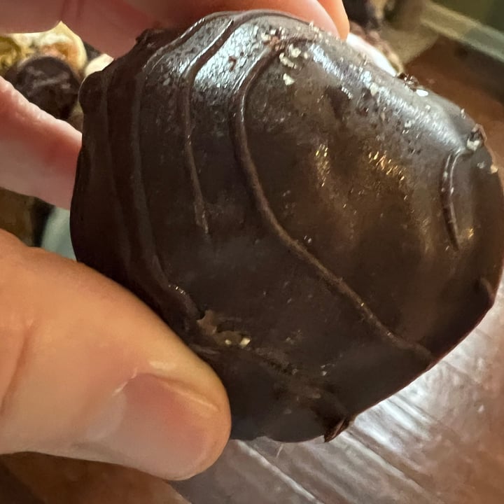 photo of Papa Ganache Manasquan cookie dough truffle shared by @allycat38 on  31 Mar 2024 - review