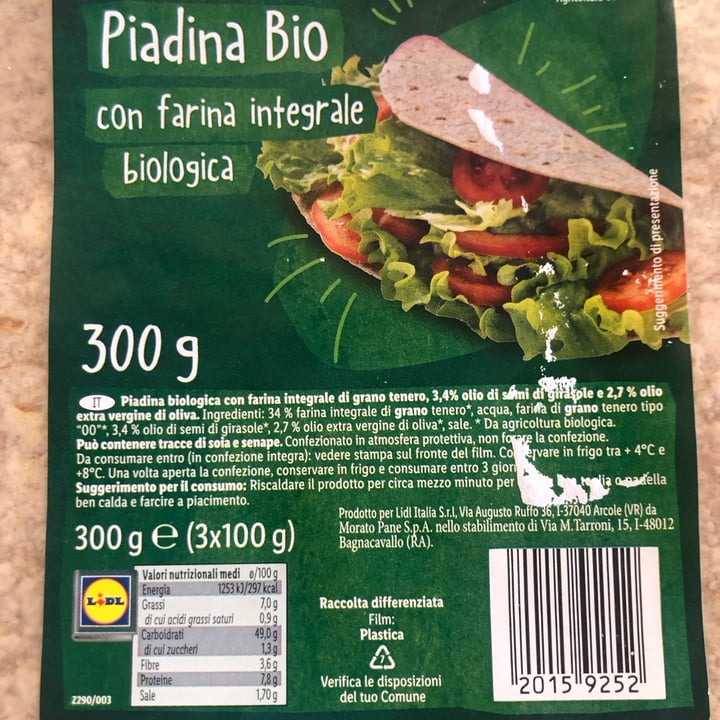 photo of Vemondo Piadina Bio con Farina Integrale Bio shared by @spazioverdegreen on  29 Sep 2025 - review