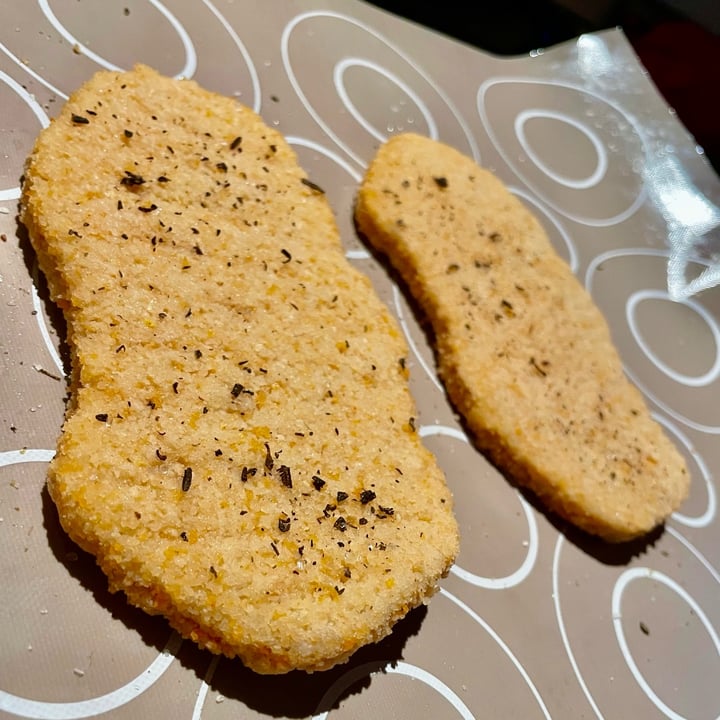 photo of Amo Essere Veg Cotolette soia shared by @tenny88 on  17 Apr 2024 - review