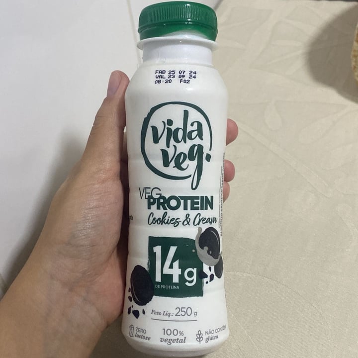 photo of Vida Veg Veg Protein Cookies n Cream shared by @juliacomin on  19 Aug 2024 - review