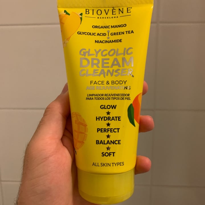 photo of Biovène Glycolic Cream Cleanser shared by @mpappaccogli on  06 Oct 2023 - review