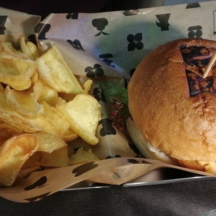 photo of Impact Food Burger chicken style shared by @patvo68 on  26 Oct 2023 - review