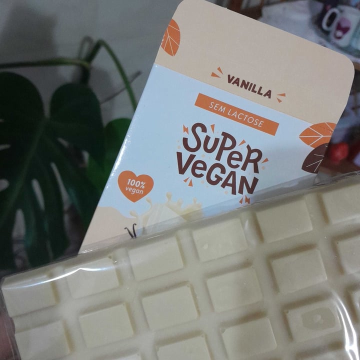 photo of Super Vegan Barra de Chocolate - Vanilla (95g) shared by @patriciamarin on  31 Mar 2024 - review