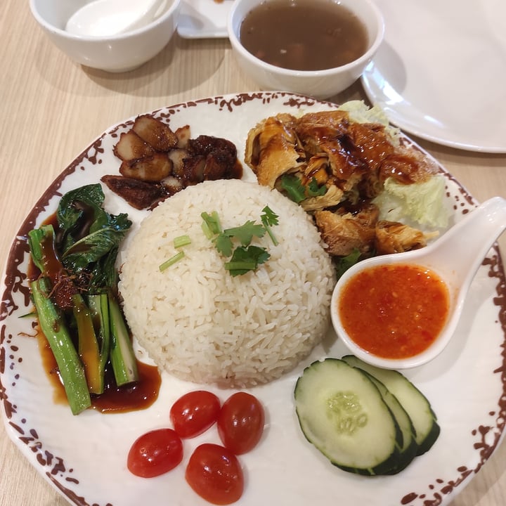 photo of Lotus Vegetarian Restaurant Chicken rice shared by @zt on  09 Dec 2023 - review