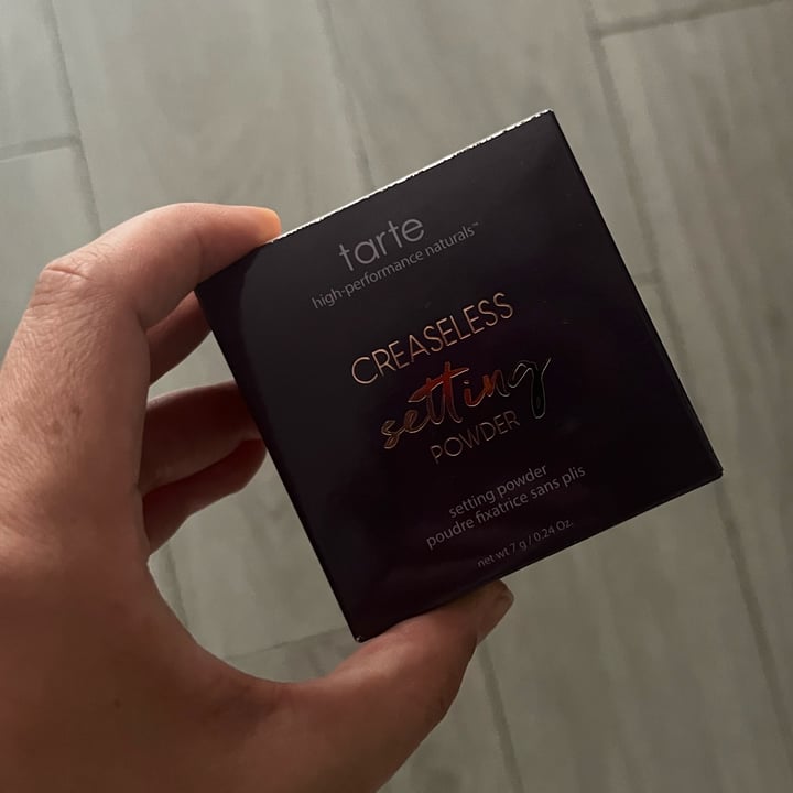 photo of Tarte Cosmetics Smooth Operator Finishing Powder shared by @bego18 on  12 Jul 2025 - review