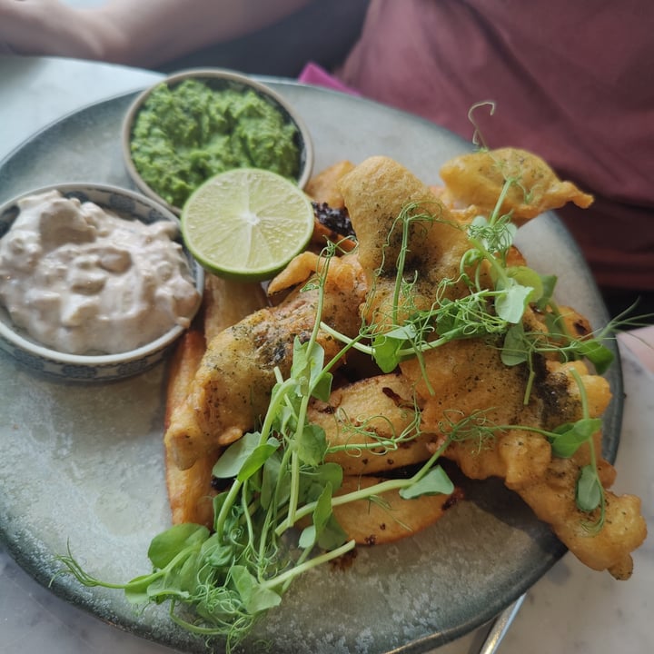 photo of Beck Hall Hotel Banana Blossom Fish and Chips shared by @plumesworld on  14 Sep 2025 - review