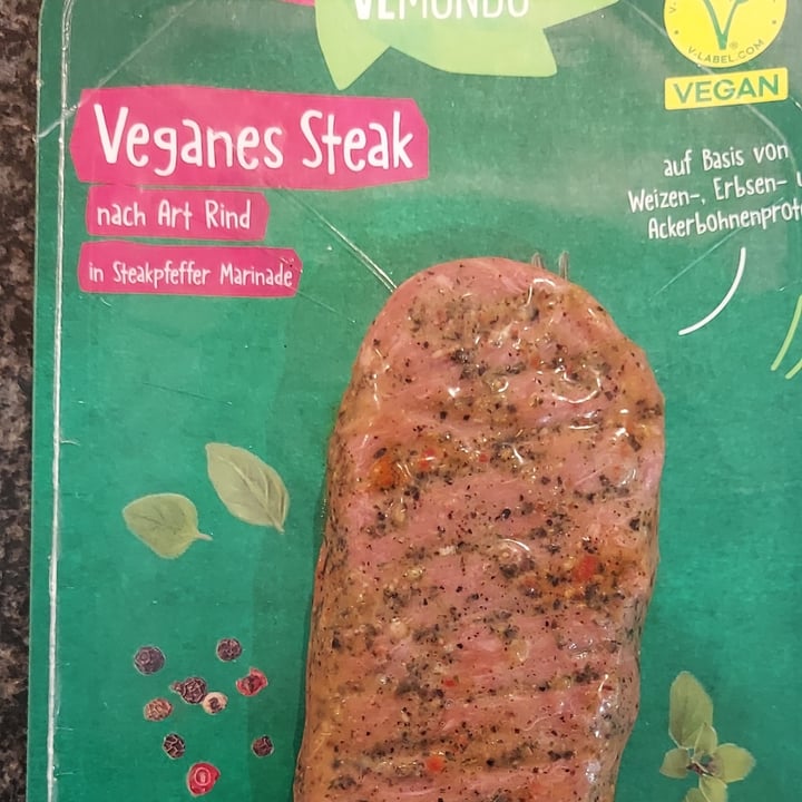 photo of Vemondo Veganes Steak - Beef Alternative With Pepper Marinade shared by @lucthelucky on  31 May 2024 - review