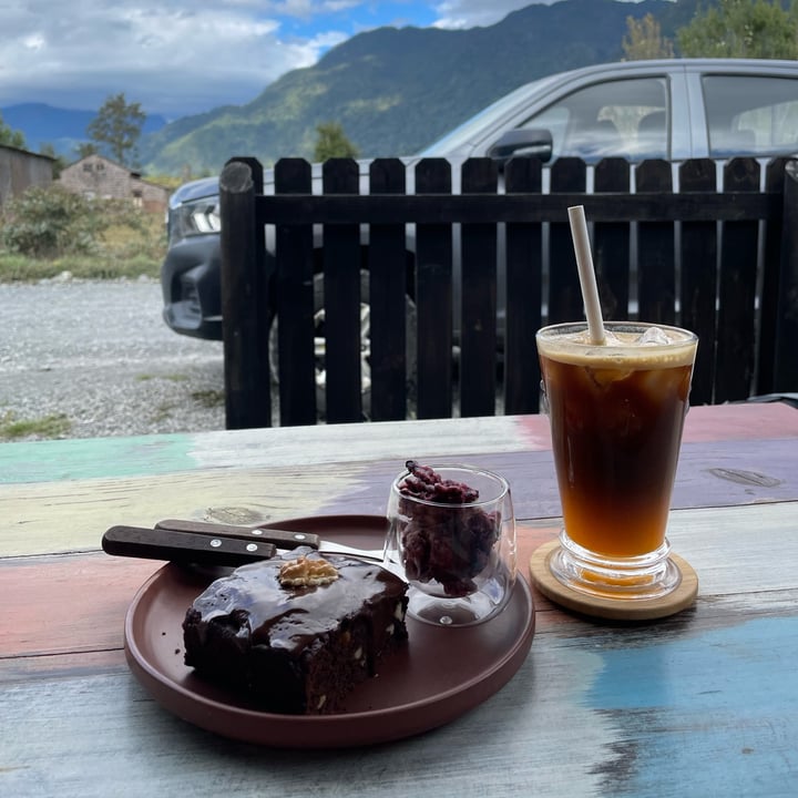 photo of Rural café pan y campo Brownie + Sorbete fruta shared by @akuamarine on  29 Feb 2024 - review