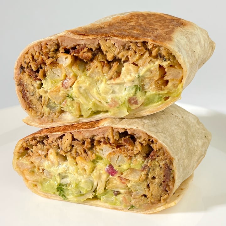 photo of Mis Tacones Cali Burrito shared by @pdxveg on  18 Sep 2023 - review
