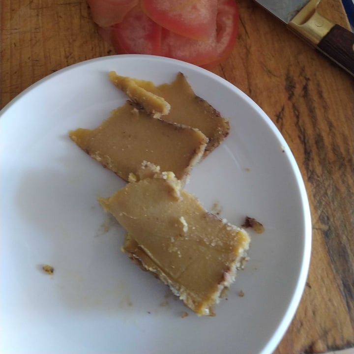 photo of Veggie Karma Queso Semicurado de Nueces y Pimienta Rosa shared by @h3lena on  28 Jul 2024 - review