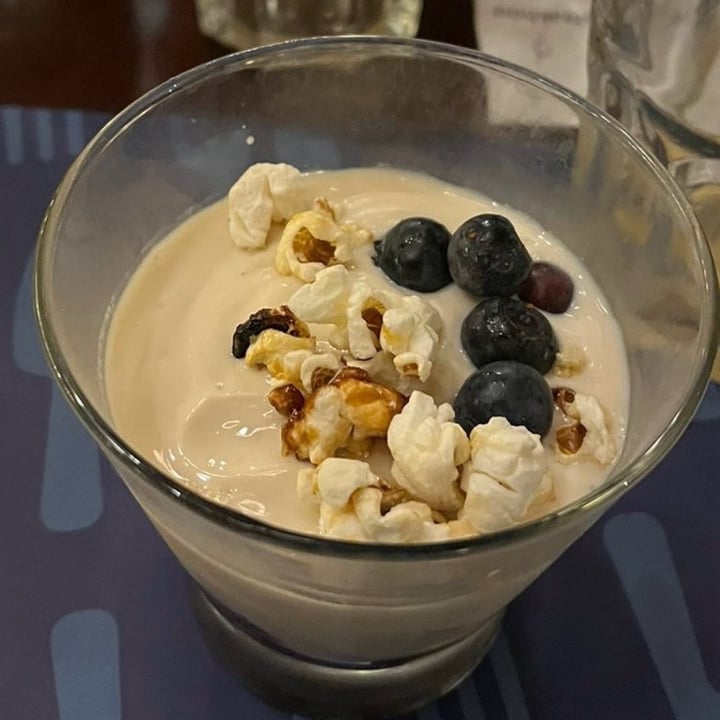 photo of Silver Spur Steakhouse Silk tofu dessert with blackberries and popcorn shared by @freakylord on  01 Apr 2024 - review
