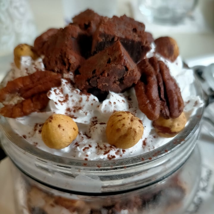 photo of Pasticceria Paolo Riva coppa gelato brownie shared by @fepe on  27 Aug 2023 - review
