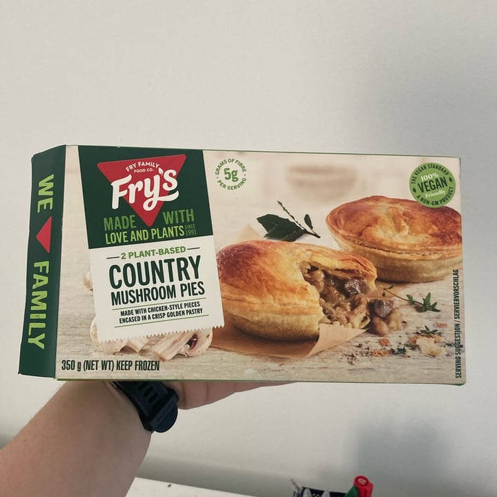 photo of Fry's Family Food 2 Country Mushroom Pies shared by @catherinews on  12 Jul 2025 - review