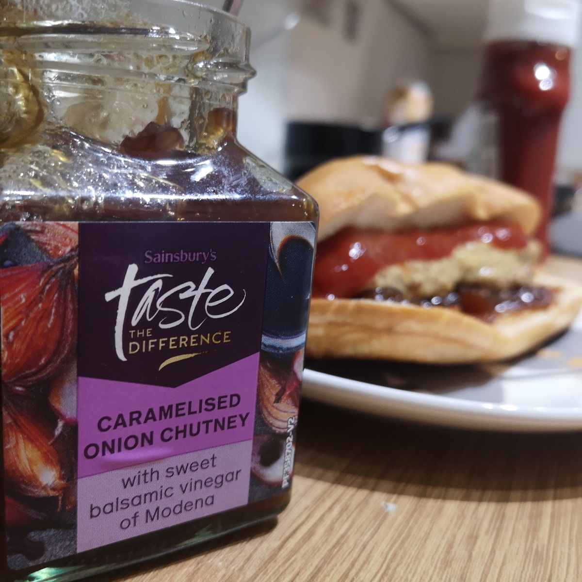Sainsbury's Taste the Difference Caramelised Onion Chutney Reviews abillion
