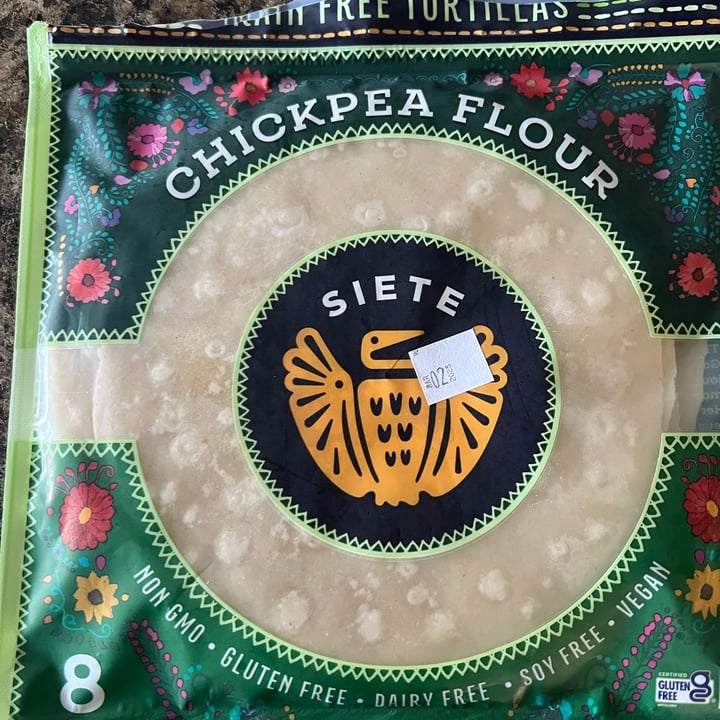 photo of Siete Family Foods Chickpea Flour Tortillas shared by @wmoon on  04 Jul 2025 - review