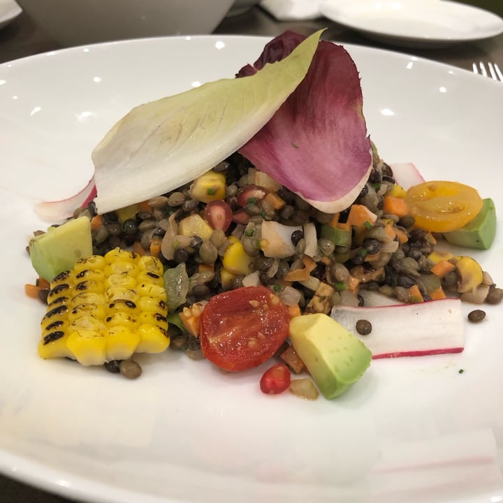 photo of Café Bateel , Mall of Emirates, Dubai Lentil & Roasted Corn shared by @aishahalattas on  15 Sep 2024 - review