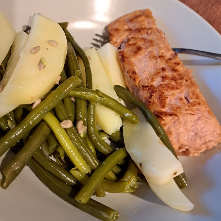 photo of Vivera Filetto No-Salmon Vegetale shared by @peltis on  07 Oct 2023 - review