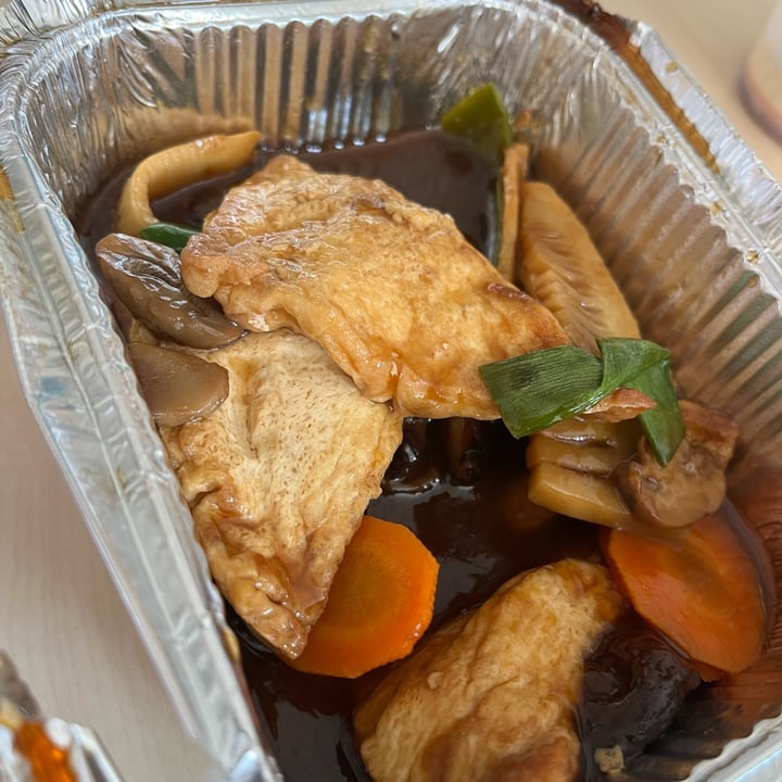 photo of Rosticceria Oriente Tofu Stufato shared by @greenavocado on  25 Jul 2025 - review