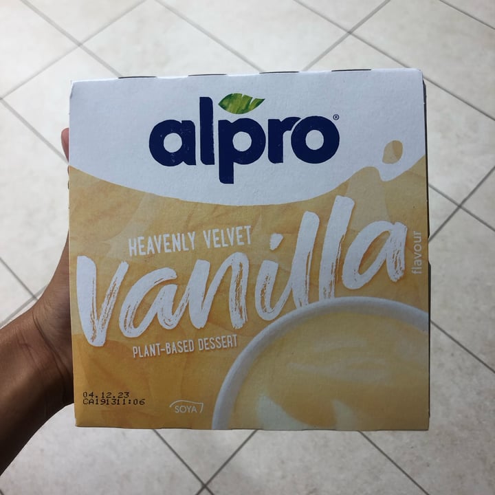 photo of Alpro Alpro dessert vaniglia shared by @alicebveg on  23 Aug 2023 - review