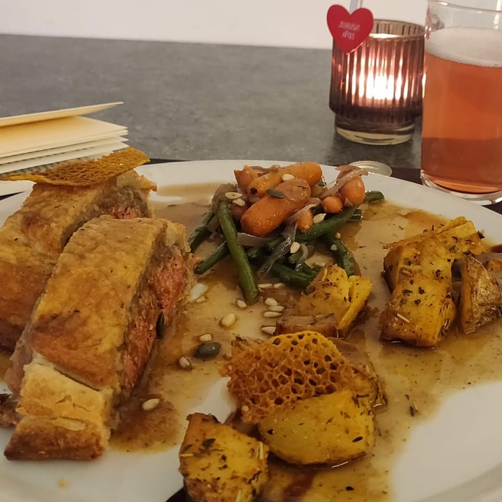 photo of Délices Veggies Tofu Wellington shared by @anirudhguillaume on  19 Apr 2024 - review