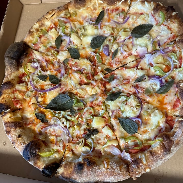 Craig Street Pizza Parksville, Canada Vegan Tropical Review abillion