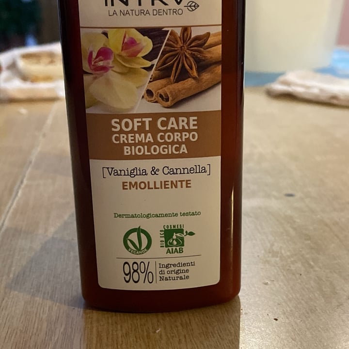 photo of Intra La Natura Dentro Bagnodoccia E Crema Corpo Soft Care Vaniglia E Cannella shared by @samysindar on  09 Nov 2024 - review