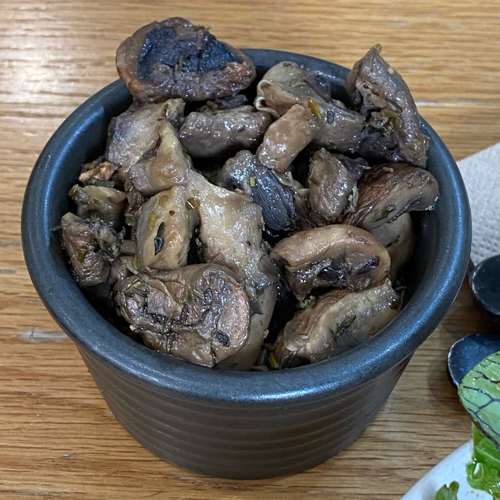 photo of Shift Eatery Roasted Mushrooms shared by @blacklilyleaf on  15 Apr 2024 - review