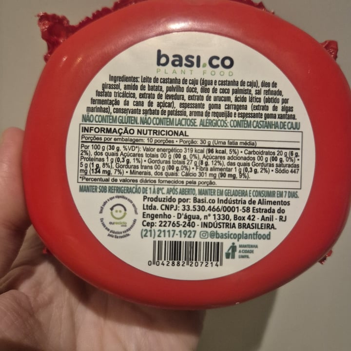 photo of Básico Plant Food queijo bola shared by @liliandrea on  31 Jul 2025 - review