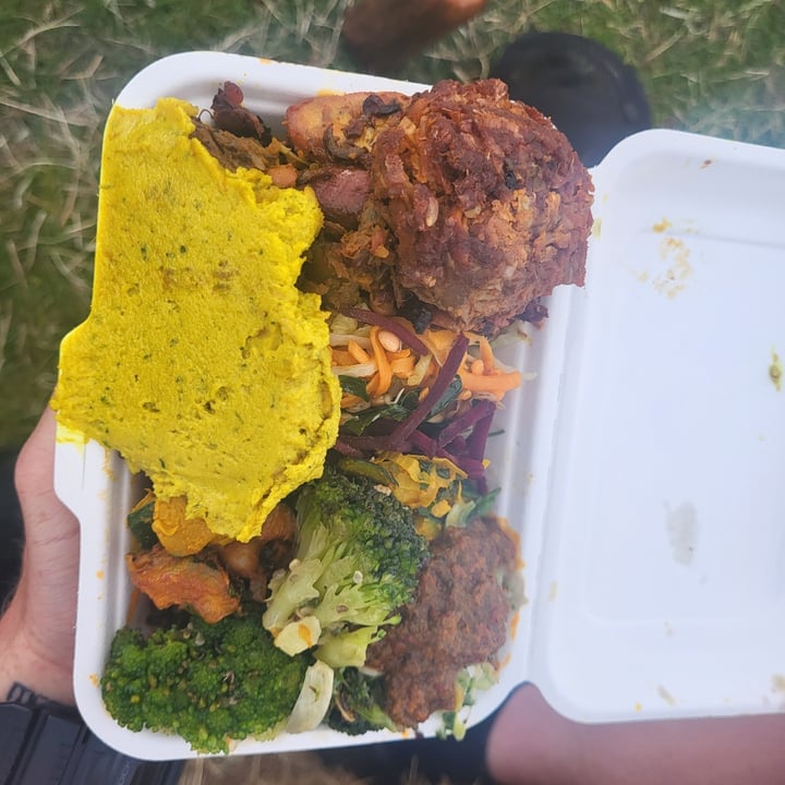 photo of Mel Tropical Kitchen Limited Universal Box shared by @johnboat on  01 Aug 2025 - review