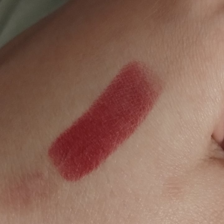 photo of Natura Labial faces rojo vino shared by @roflo on  14 Apr 2024 - review