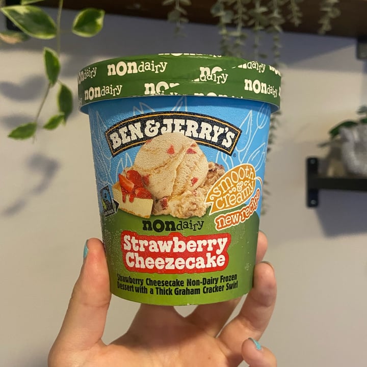 photo of Ben & Jerry's Non Dairy Strawberry Cheezecake shared by @veggie-meg on  14 Aug 2024 - review