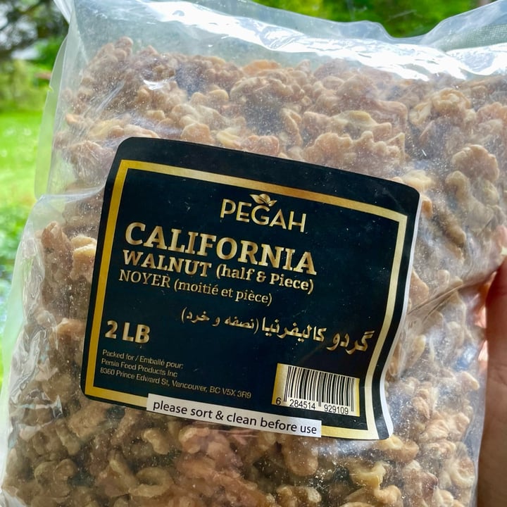 photo of Pegah Pegah Raw Walnuts shared by @hairyveganmonk on  30 May 2024 - review