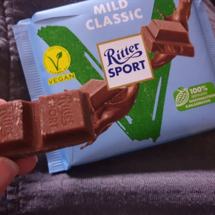 photo of Ritter Sport Smooth Chocolate shared by @cdg2399 on  16 Sep 2023 - review