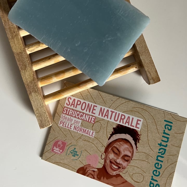 photo of Greenatural sapone naturale struccante shared by @nicole- on  15 Oct 2024 - review
