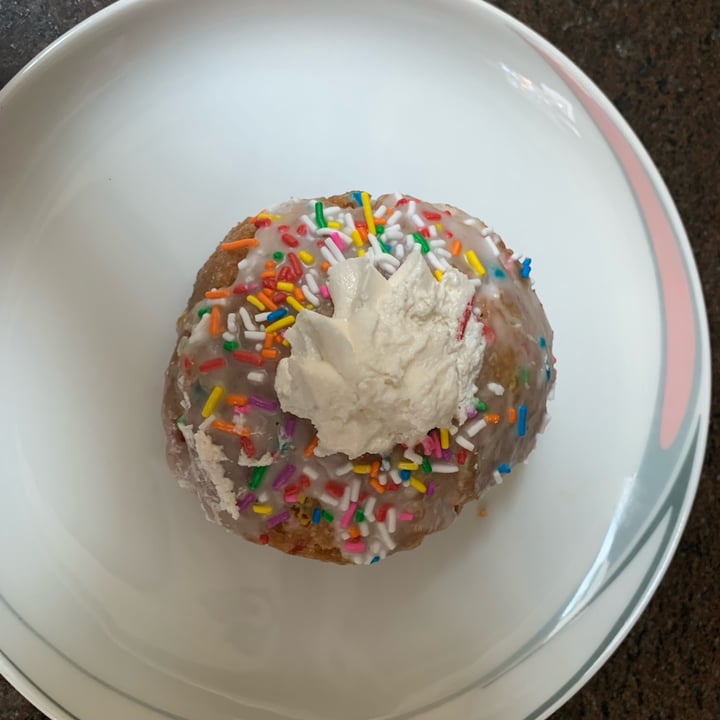 photo of Planted in Hamilton Burthday Cake Donut shared by @cymrie on  26 Aug 2024 - review