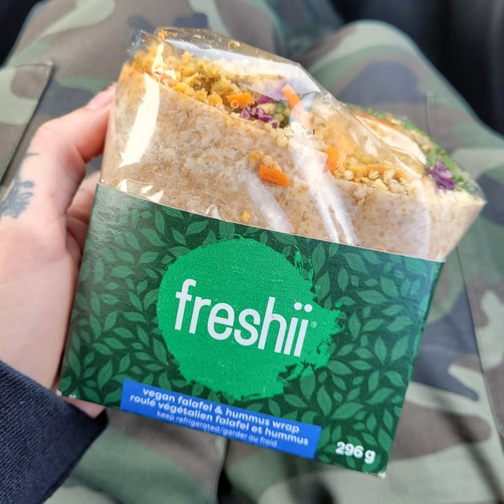 photo of ONroute King City Freshii Vegan Falafel & Hummus Wrap shared by @metalmel666 on  15 Apr 2024 - review