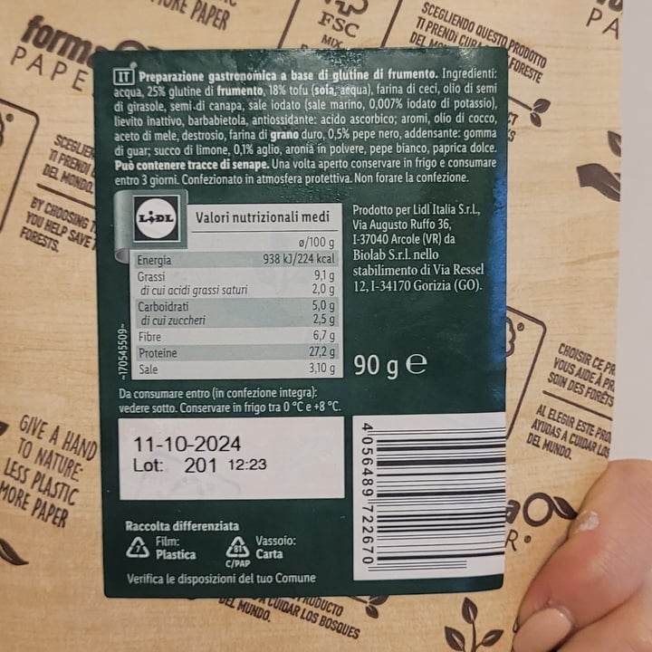 photo of Vemondo Affettato Vegetale Gusto Salame shared by @clairenrouge on  24 Jun 2024 - review