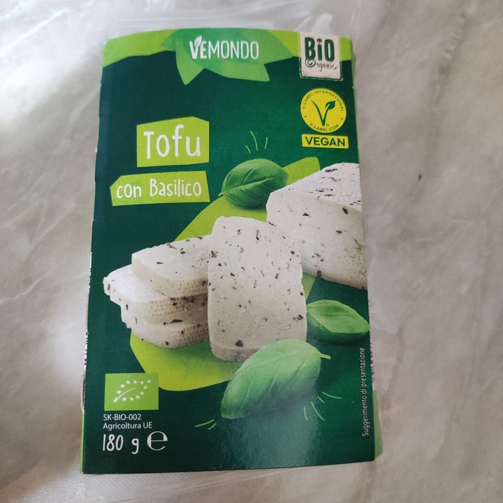 photo of Vemondo Basil tofu shared by @lagaia on  19 Nov 2023 - review