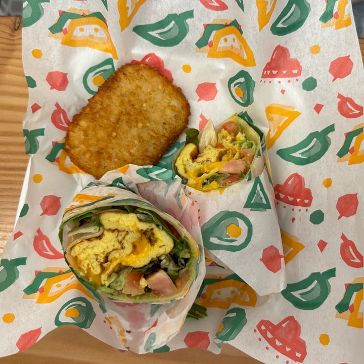 photo of Vegan Grill Diner Breakfast Burrito shared by @andrefornia on  29 Feb 2024 - review