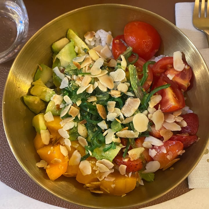photo of MANI & SJUNGLE poke veg shared by @virginiapatafi on  11 Aug 2025 - review