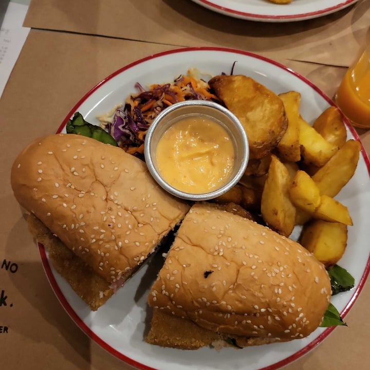 photo of Gordo Vegano sandwich de pollo crispy shared by @rubenlpaz on  22 Jan 2024 - review