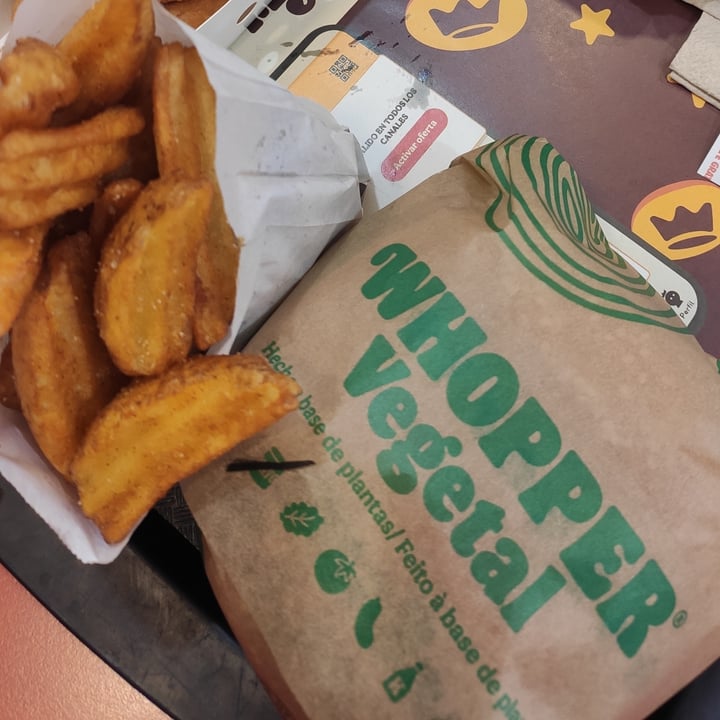 photo of Burger King Gran Plaza Sevilla Vegan Whopper shared by @fedes on  26 Sep 2023 - review