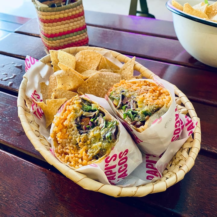 photo of Papi's Tacos - Tanjong Pagar El Vegano Burrito shared by @vikas on  08 Oct 2025 - review