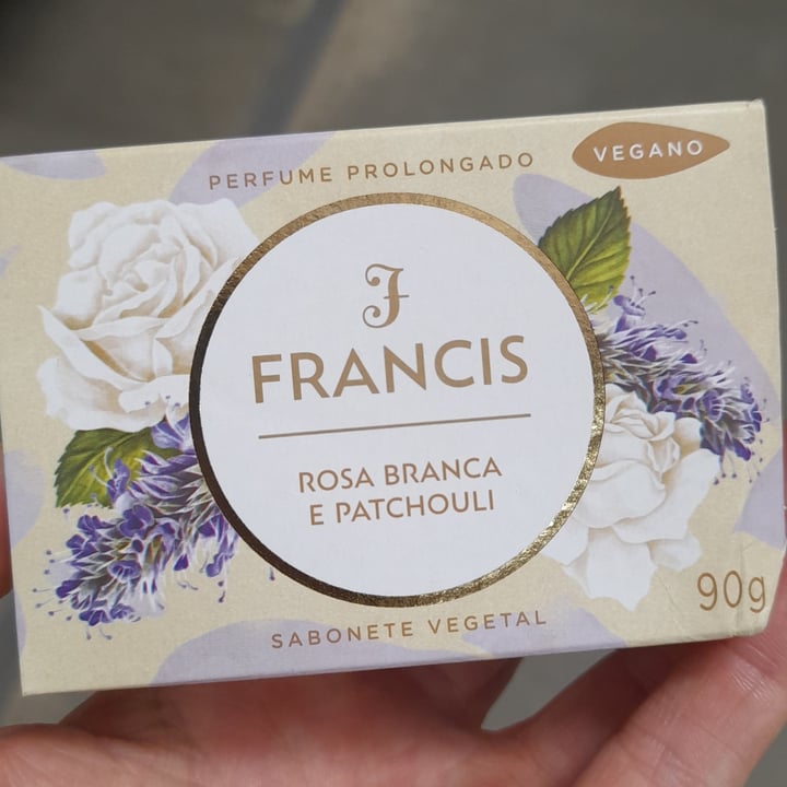 photo of Francis Sabonete de Rosa Branca e Pachouli shared by @ilanajuerana on  08 Dec 2023 - review