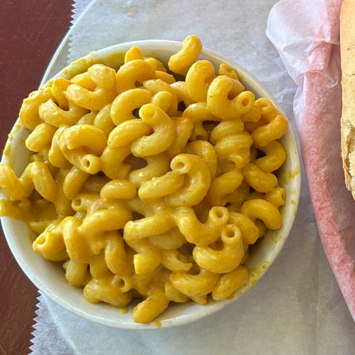 photo of Cobra Cabana Strange Mac & Cheez Side shared by @natsveganfood on  16 Oct 2024 - review