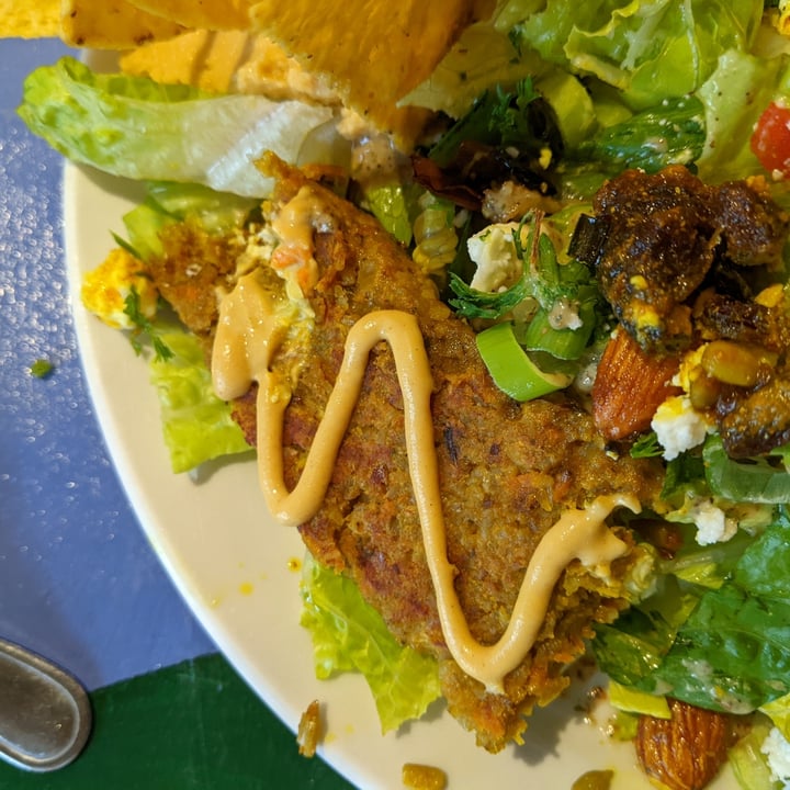 photo of L'Innocent Salade Falafel Maison, Chipotle Vegan shared by @teofanaiacob on  03 Aug 2024 - review