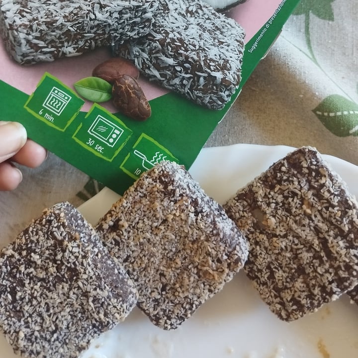 photo of Vemondo mini cake cacao cocco e avena shared by @martinadvc on  07 Jun 2024 - review