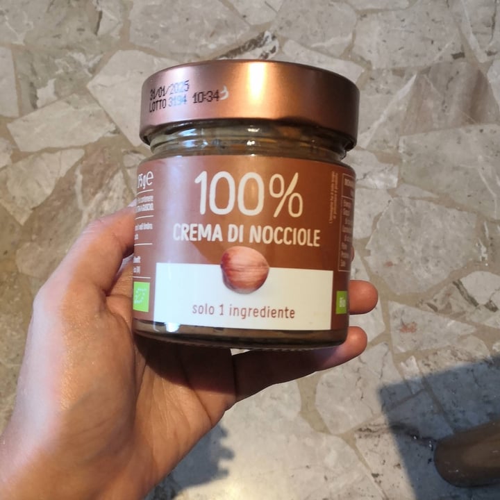 photo of Euro Company food for change 100% crema di nocciole shared by @kiku10 on  19 Sep 2023 - review