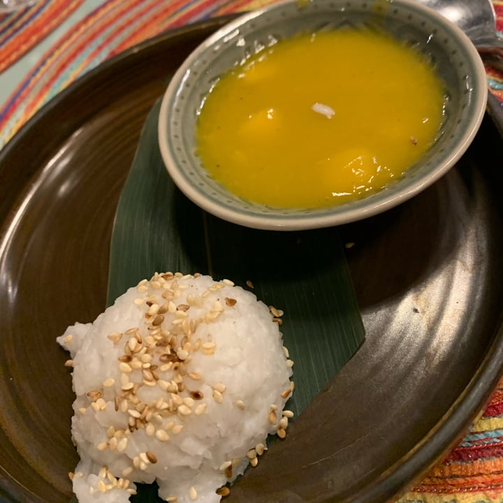 photo of Romeow Cat Bistrot mango sticky rice shared by @bebibi on  04 Mar 2024 - review